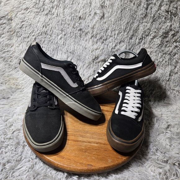 2 Pairs Of Vans Old School Skate Casual And Pro Men Size 9 Black/Grey/White Shoe - Picture 1 of 16
